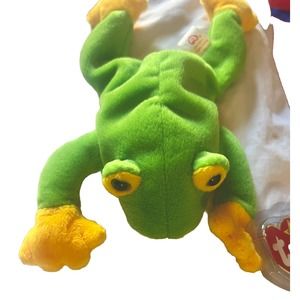 RARE RETIRED 1997 TY BEANIE BABY SMOOCHY THE FROG WITH PE PELLETS/TAG ERRORS